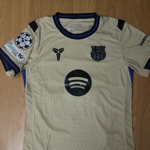 Barcelona Lamine Yamal 25/26 Away Special
Edition Kobe Jersey